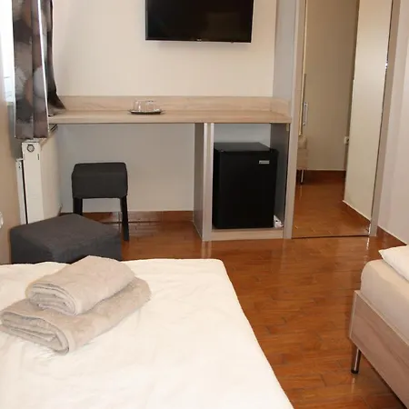 Polus Oda ve Kahvaltı