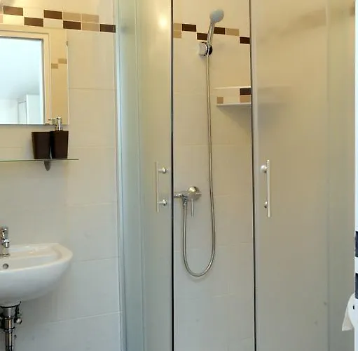 Bed & Breakfast Polus 3*